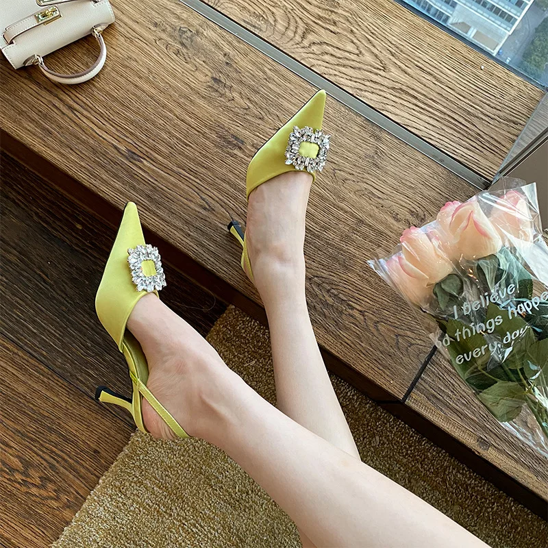 Spring and summer pointed toe stiletto satin rhinestone square buckle sandals and slippers temperament high-heeled toe sandals
Spring and summer pointed toe stiletto satin rhinestone square buckle sandals and slippers temperament high-heeled toe sandals