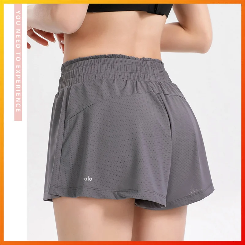 Alo Yoga Safety Anti-exposure Women's Shorts Breathable Loose Fitness Running Exercise Gym
Alo Yoga Safety Anti-exposure Women's Shorts Breathable Loose Fitness Running Exercise Gym