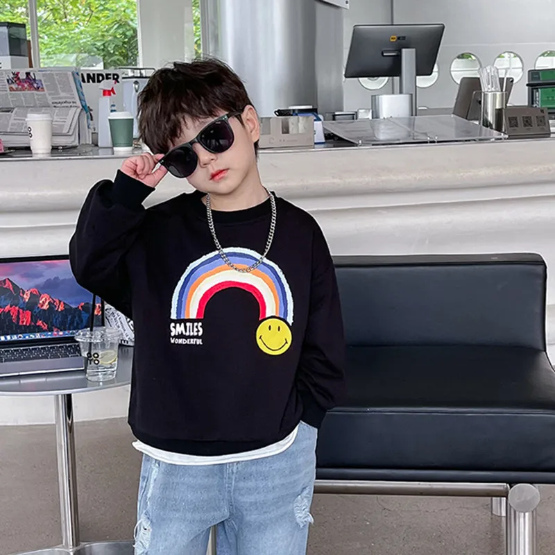 2023 Autumn Rainbow Smiling Face Kids Hoodies round neck loose Sweatshirts Boys outfit
2023 Autumn Rainbow Smiling Face Kids Hoodies round neck loose Sweatshirts Boys outfit
