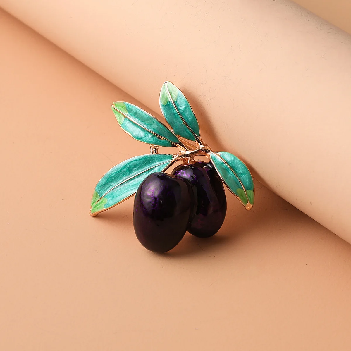 Unique Cherry Fruit Brooches for Women Vintage Ethnic Style Blue Purple Plant Corsage Accessories Party Gifts
Unique Cherry Fruit Brooches for Women Vintage Ethnic Style Blue Purple Plant Corsage Accessories Party Gifts