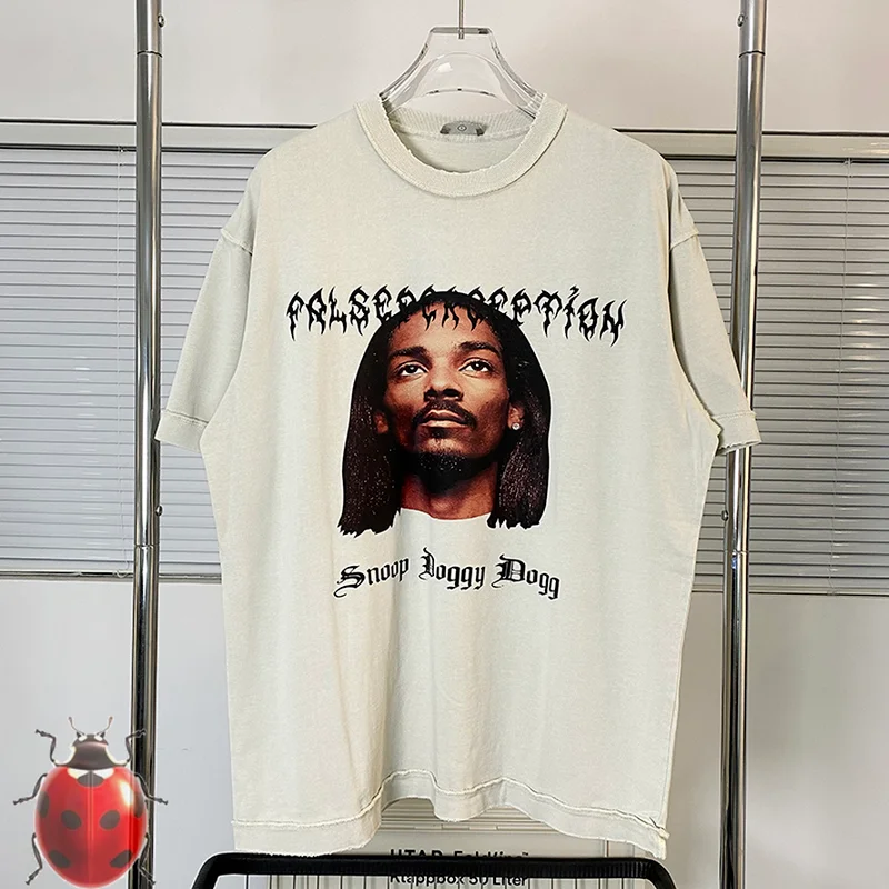 Sanskrit Portrait Print Washed Distressed American Street wear Men Women Kanye Short Sleeves T-Shirt
Sanskrit Portrait Print Washed Distressed American Street wear Men Women Kanye Short Sleeves T-Shirt