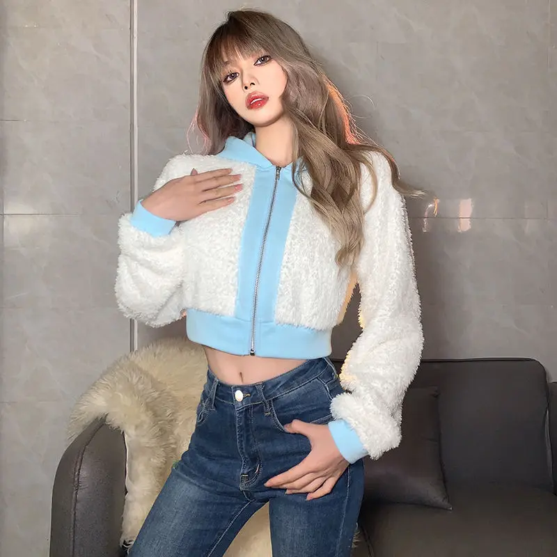 American Autumn Winter Hooded Short Jacket Retro Collision Color Lambswool Female Fashion Slim Fit and Hundred Soft Plush Tops
American Autumn Winter Hooded Short Jacket Retro Collision Color Lambswool Female Fashion Slim Fit and Hundred Soft Plush Tops