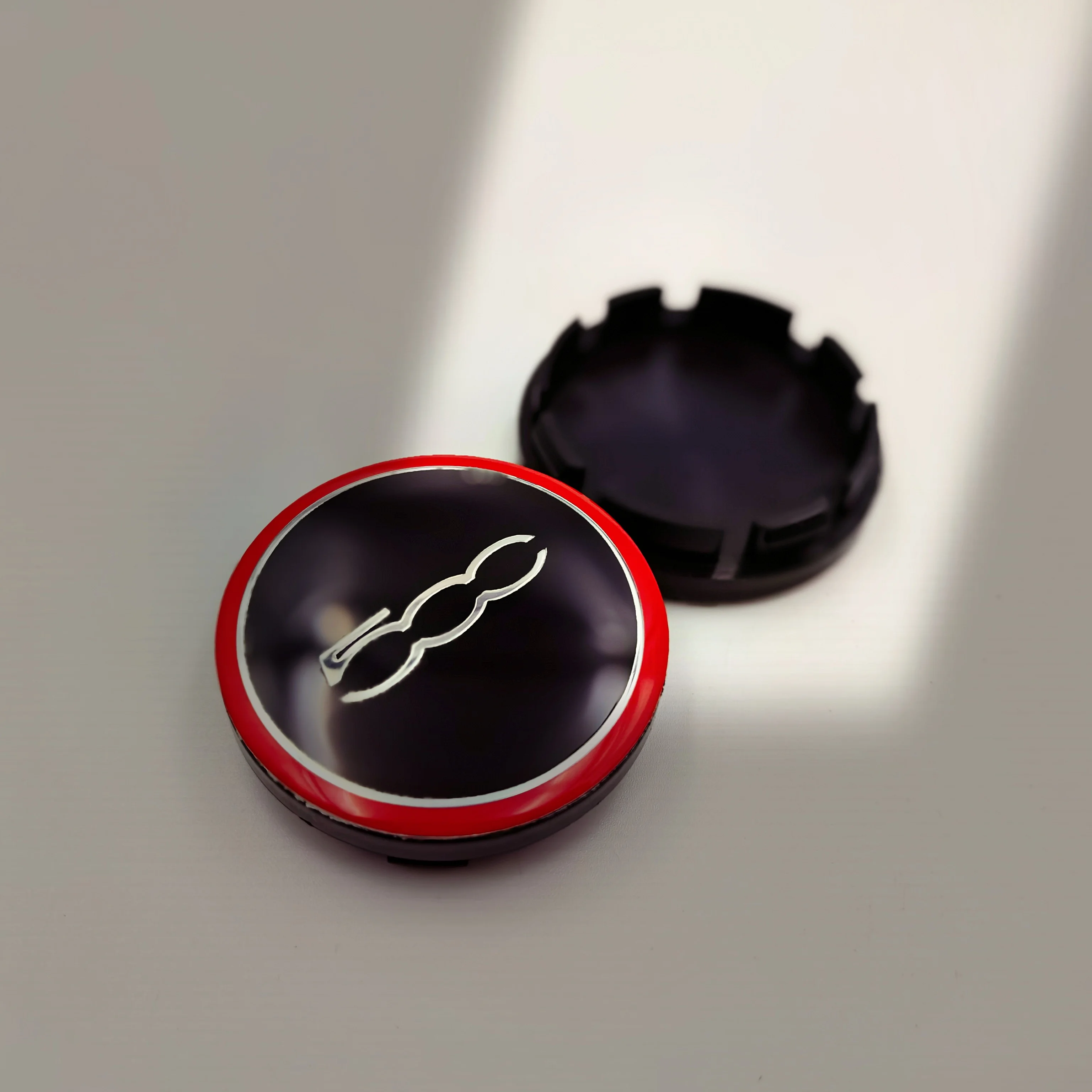 4 шт., 56 мм, 3D логотип fiat, эмблема автомобиля, колпаки центральной ступицы колеса, авто, ремонт обода, пылезащитные чехлы для значков, аксессуары для стайлинга для FIAT 500
4 шт., 56 мм, 3D логотип fiat, эмблема автомобиля, колпаки центральной ступицы колеса, авто, ремонт обода, пылезащитные чехлы для значков, аксессуары для стайлинга для FIAT 500