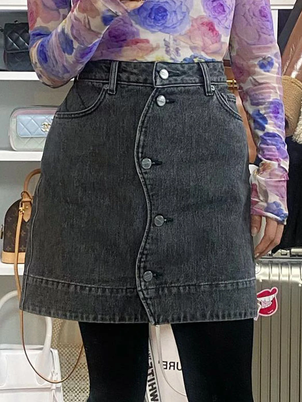 Pirate Hippie Buttons Faded Mini Skirts Woman Summer High Waist Washed Black Skirt Femme Casual Vintage Streetwear Faldas 2022
Pirate Hippie Buttons Faded Mini Skirts Woman Summer High Waist Washed Black Skirt Femme Casual Vintage Streetwear Faldas 2022