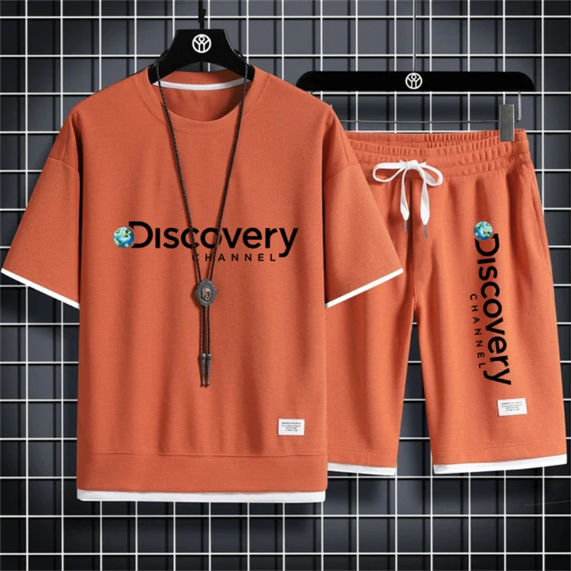 Summer Men's Two Piece Set Casual T-Shirt and Shorts Set Mens Sports Suit Fashion Short Sleeve Tracksuits Streetwear
Summer Men's Two Piece Set Casual T-Shirt and Shorts Set Mens Sports Suit Fashion Short Sleeve Tracksuits Streetwear