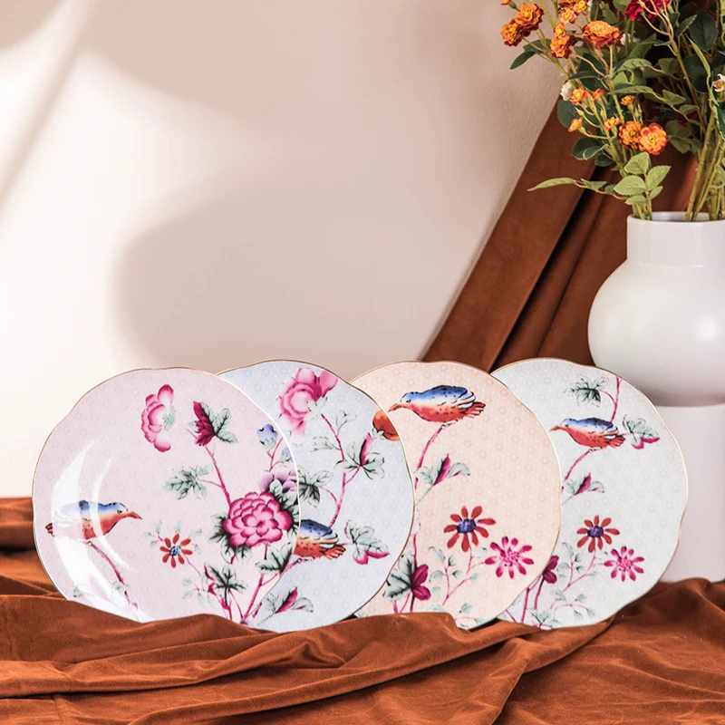 WEDGWOOD full series cuckoo plates, high-grade bone china dinner plates, household sets, high-grade gift boxes
WEDGWOOD full series cuckoo plates, high-grade bone china dinner plates, household sets, high-grade gift boxes