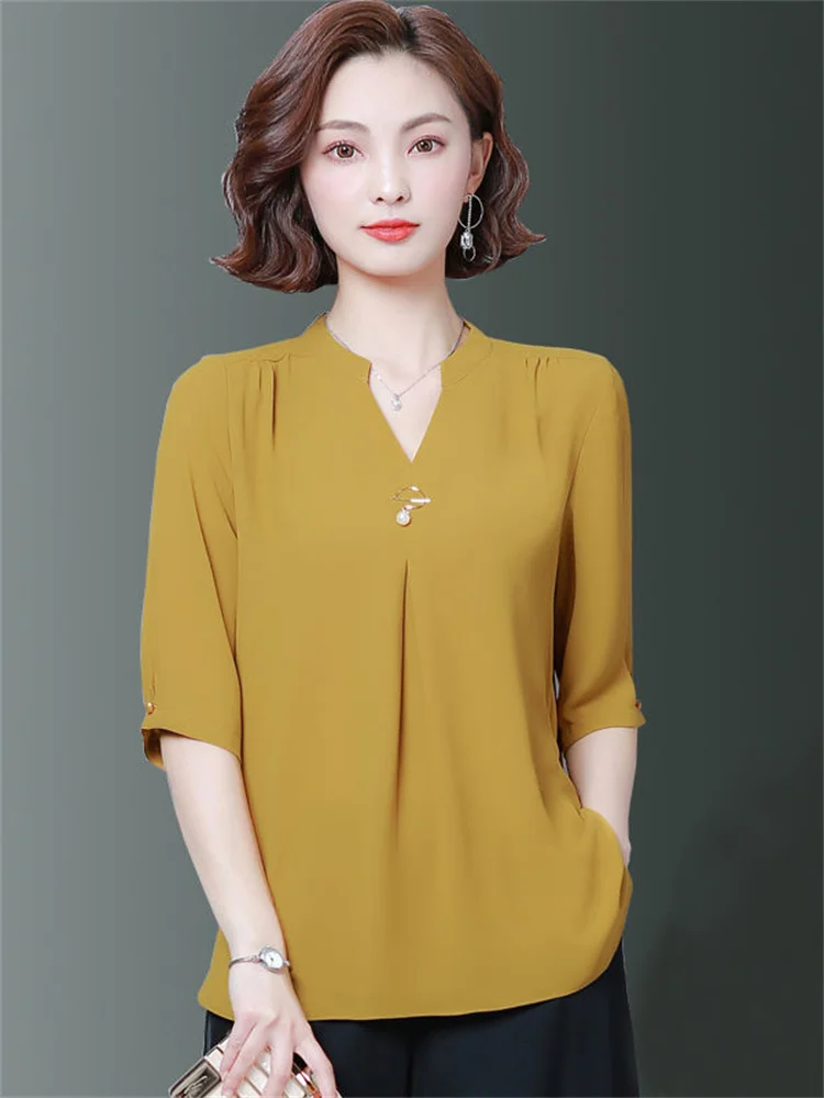 5XL Oversize Women Spring Summer Style Chiffon Blouses Shirts Lady Casual Half Sleeve V-Neck Loose Style Tops Blouses Femme
5XL Oversize Women Spring Summer Style Chiffon Blouses Shirts Lady Casual Half Sleeve V-Neck Loose Style Tops Blouses Femme