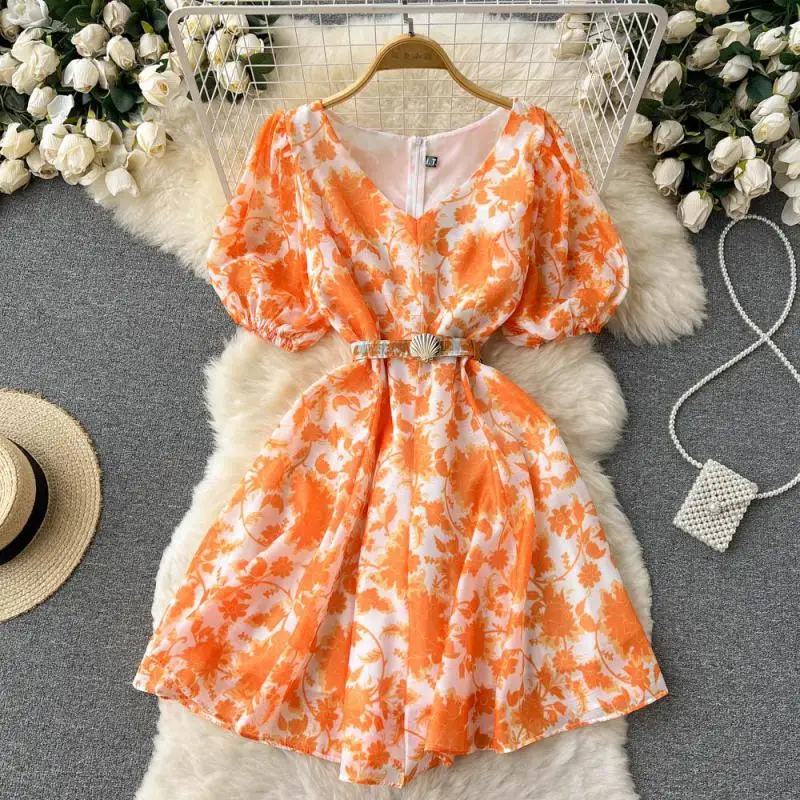 WEIHAOBANG 2022 Summer Women's New Chiffon Print V-neck Short Sleeve Belt Loose Dress Short High Waist Casual A-line Dress
WEIHAOBANG 2022 Summer Women's New Chiffon Print V-neck Short Sleeve Belt Loose Dress Short High Waist Casual A-line Dress