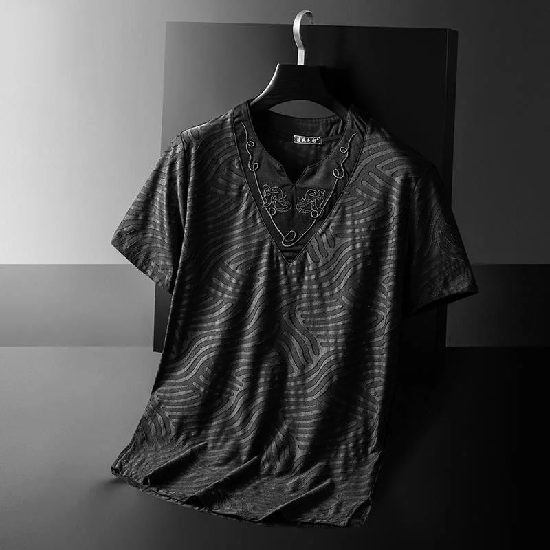 jacquard European Luxury simple V-neck short t-shirt men 2023 summer loose large casual versatile black half sleeve top
jacquard European Luxury simple V-neck short t-shirt men 2023 summer loose large casual versatile black half sleeve top