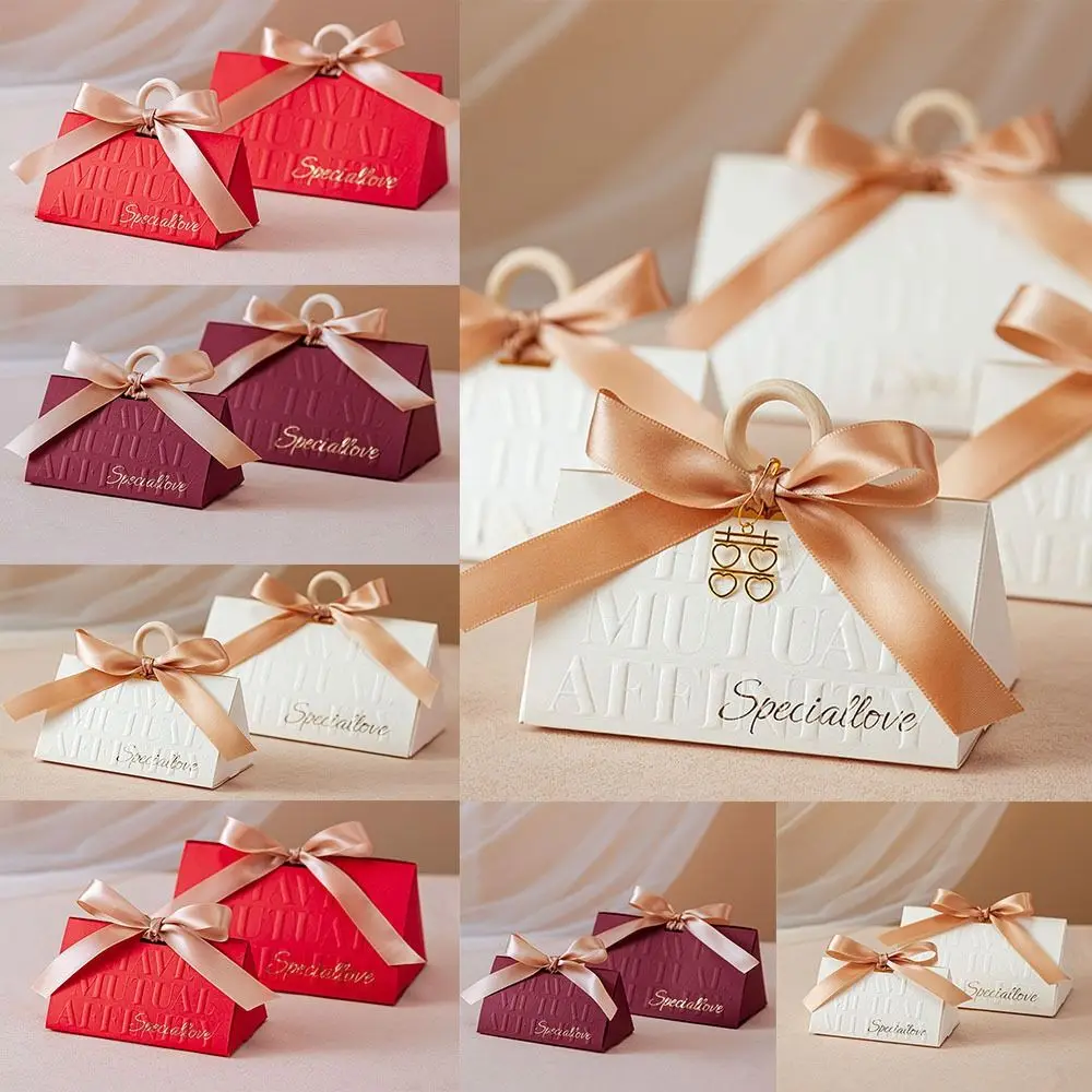 2PCS Portable Wedding Candy Box Luxurious Paper Triangle Gift Box Bow Chocolates Box Party
2PCS Portable Wedding Candy Box Luxurious Paper Triangle Gift Box Bow Chocolates Box Party
