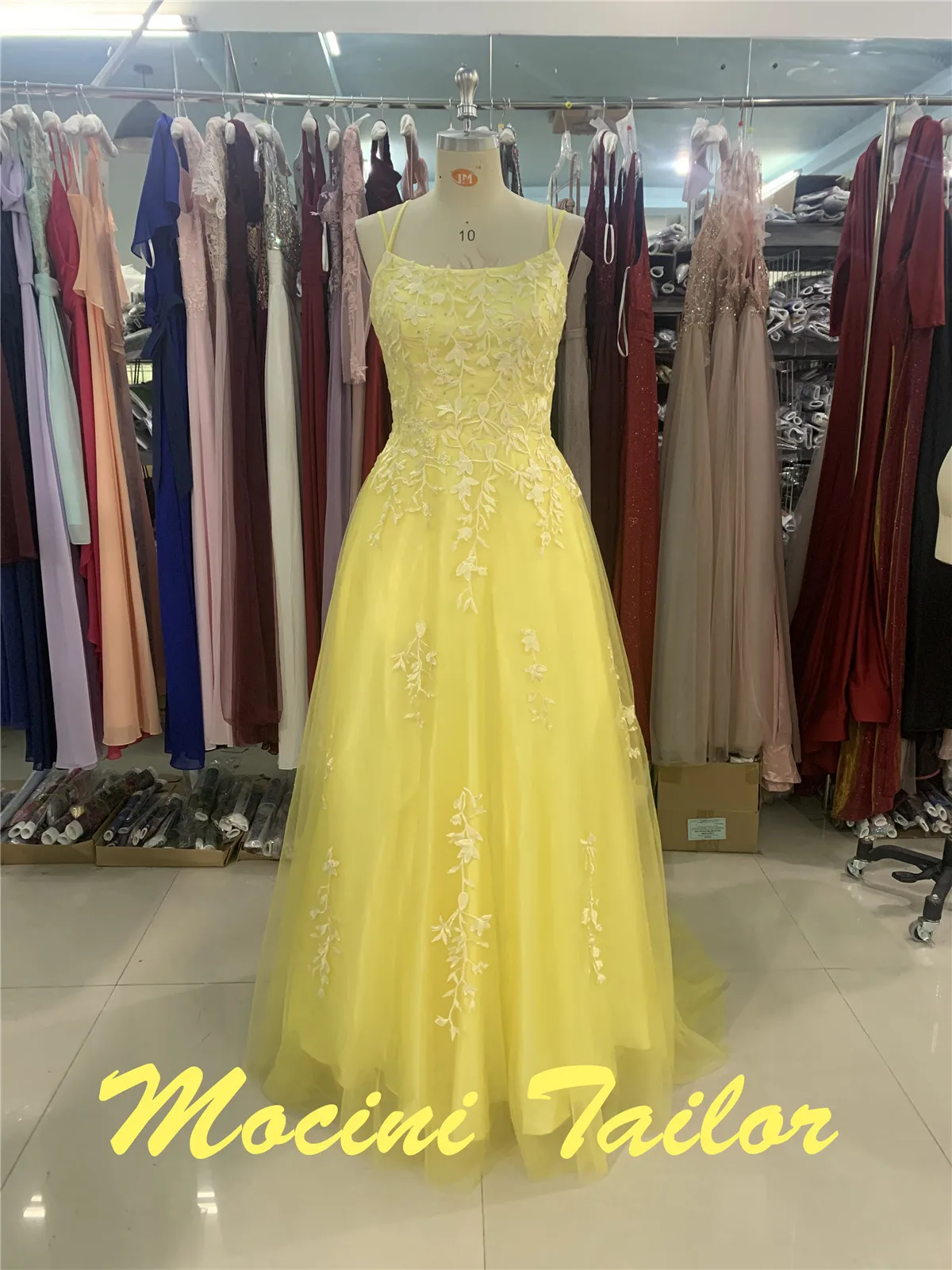 HOT Lace Tulle Yellow Color Evening Dress 2023 Beadings square collar elegant luckgirls Customizable prom Dress mocini tailor
HOT Lace Tulle Yellow Color Evening Dress 2023 Beadings square collar elegant luckgirls Customizable prom Dress mocini tailor