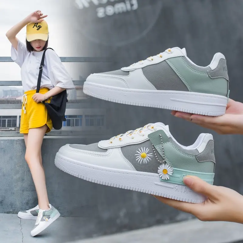 Women's Sneakers Chaussure Femme Light Flat Shoes Women Vulcanize Shoes Luxury Running Shoes Ladies Plus Size Zapatillas Mujer
Women's Sneakers Chaussure Femme Light Flat Shoes Women Vulcanize Shoes Luxury Running Shoes Ladies Plus Size Zapatillas Mujer
