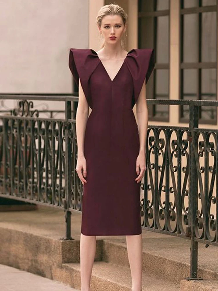 High Quality 2022 Summer New Burgundy Bandage Dress Women Sexy Ruffle Bodycon Dresses Club Celebrity Evening Party Vestidos
High Quality 2022 Summer New Burgundy Bandage Dress Women Sexy Ruffle Bodycon Dresses Club Celebrity Evening Party Vestidos