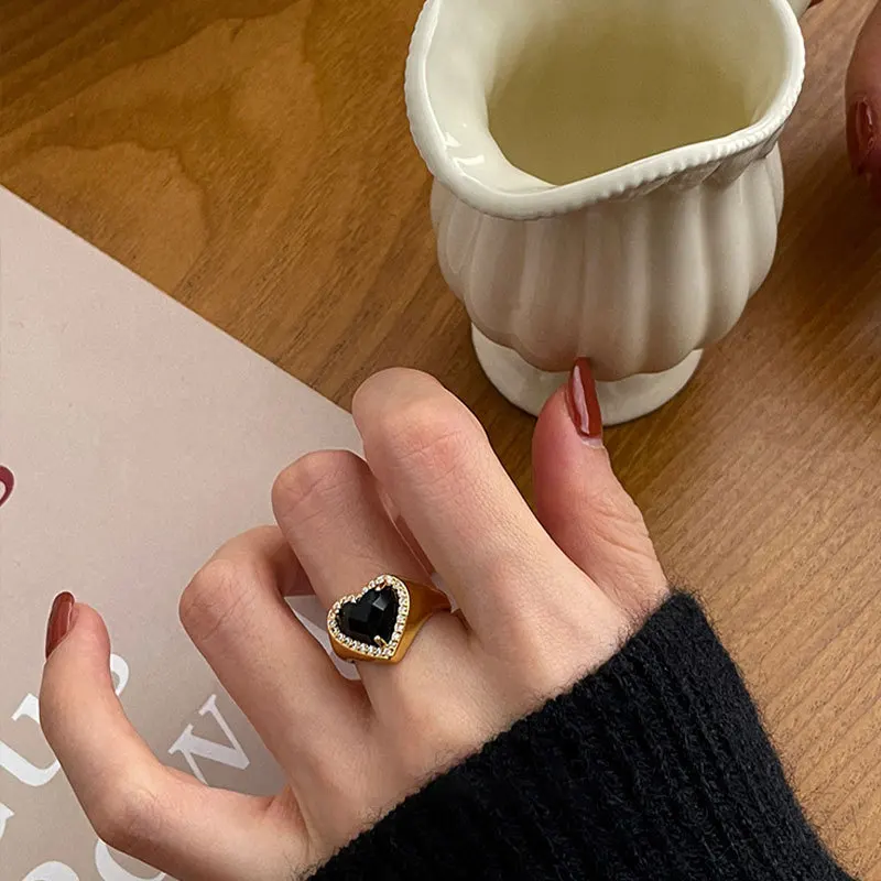 CDJAIME 925 Sterling Silver Vintage Rings for Women 2021 Trendy Black Love Heart Adjustable Open Ring Fine Jewelry Party Gifts
CDJAIME 925 Sterling Silver Vintage Rings for Women 2021 Trendy Black Love Heart Adjustable Open Ring Fine Jewelry Party Gifts