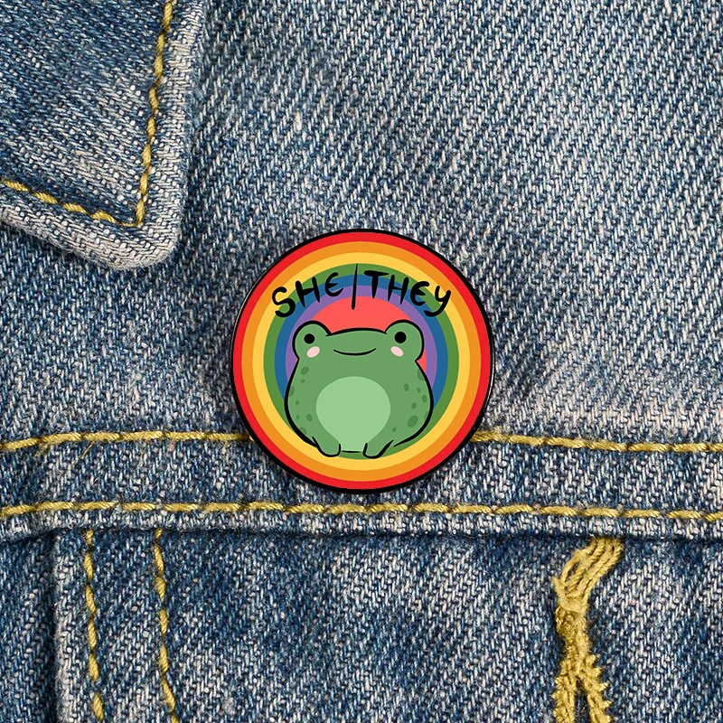 She They Pronoun pride frog Pin Custom cute Brooches Shirt Lapel teacher tote Bag backpacks Badge Cartoon gift brooches pins
She They Pronoun pride frog Pin Custom cute Brooches Shirt Lapel teacher tote Bag backpacks Badge Cartoon gift brooches pins