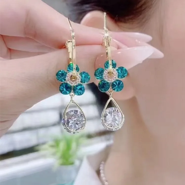 Pinkdudu Retro Fashion Blue Flower Drop Earrings Simple Sparkling Water Drop Earrings for Women Jewelry Gifts
Pinkdudu Retro Fashion Blue Flower Drop Earrings Simple Sparkling Water Drop Earrings for Women Jewelry Gifts