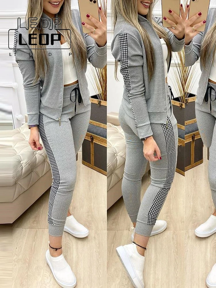 Two Piece Women's Clothing Fall Sports Fitness Women's Zip-Up Top and Pants Ensemble Women's Jogging Casual Sports Suit Winter
Two Piece Women's Clothing Fall Sports Fitness Women's Zip-Up Top and Pants Ensemble Women's Jogging Casual Sports Suit Winter