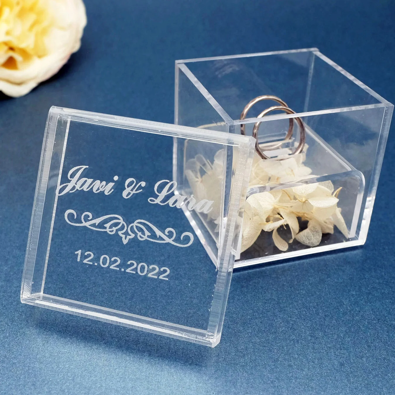 Clear Acrylic Wedding Ring Box Personalized Wedding Ring Box Custom Ring Bearer Box Wedding Ring Holder Wedding Engagement Decor
Clear Acrylic Wedding Ring Box Personalized Wedding Ring Box Custom Ring Bearer Box Wedding Ring Holder Wedding Engagement Decor