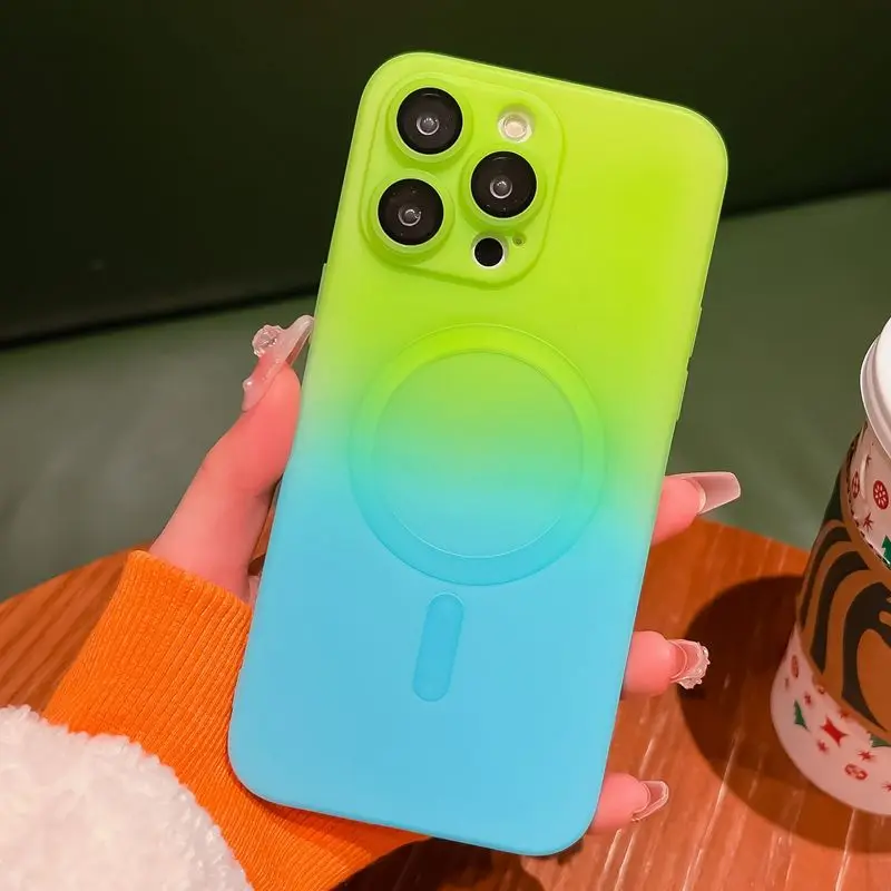 For iPhone 14 ProMax Gradient Color Liquid Silicone Magsafe Case for iPhone 11 12 13 14 Pro Max Fashion Magnetic Charging Cover 
For iPhone 14 ProMax Gradient Color Liquid Silicone Magsafe Case for iPhone 11 12 13 14 Pro Max Fashion Magnetic Charging Cover