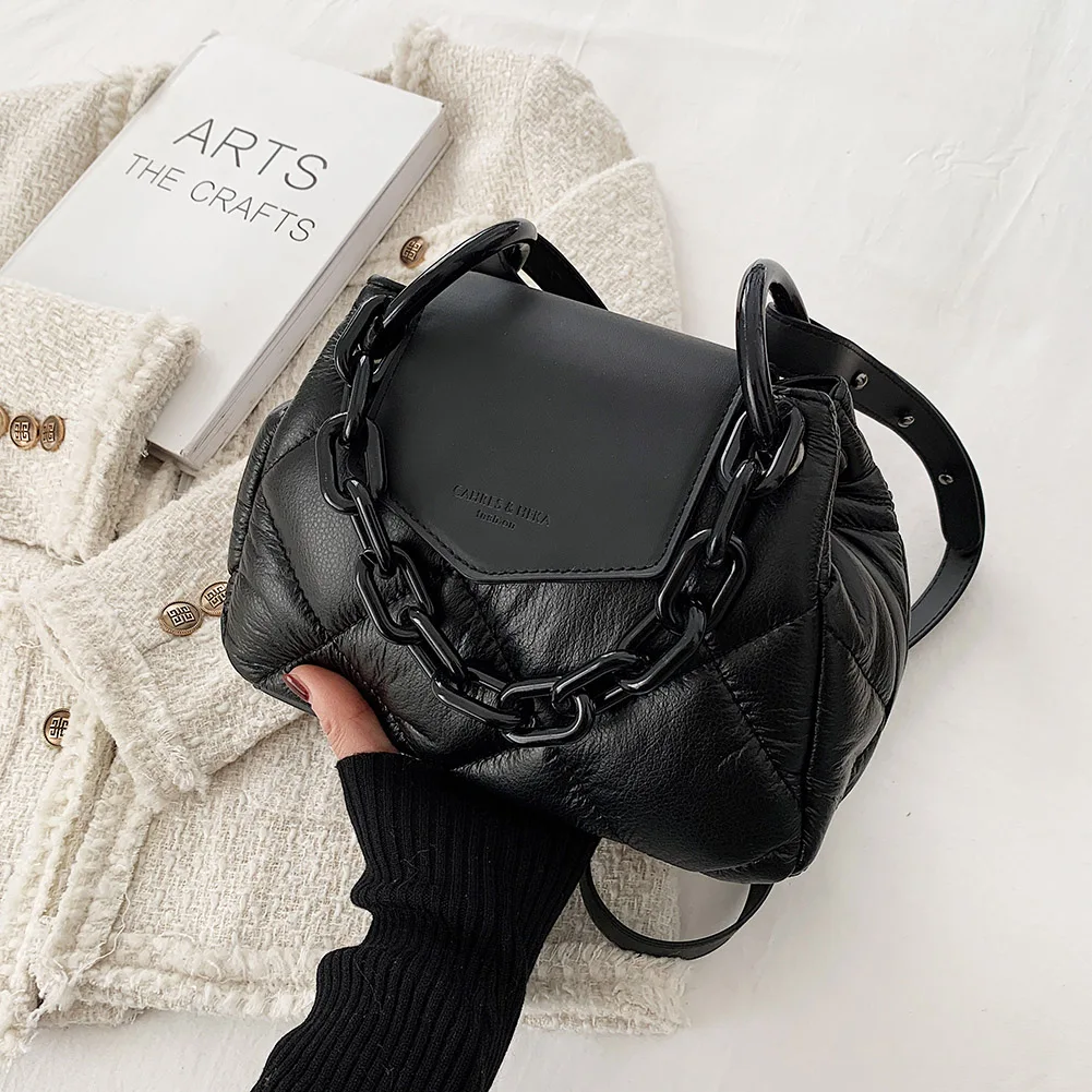 Women PU Leather Hit Color Messenger Bag Lady Embroidery Thread Thick Chain Crossbody Bag Small Shoulder Bag
Women PU Leather Hit Color Messenger Bag Lady Embroidery Thread Thick Chain Crossbody Bag Small Shoulder Bag