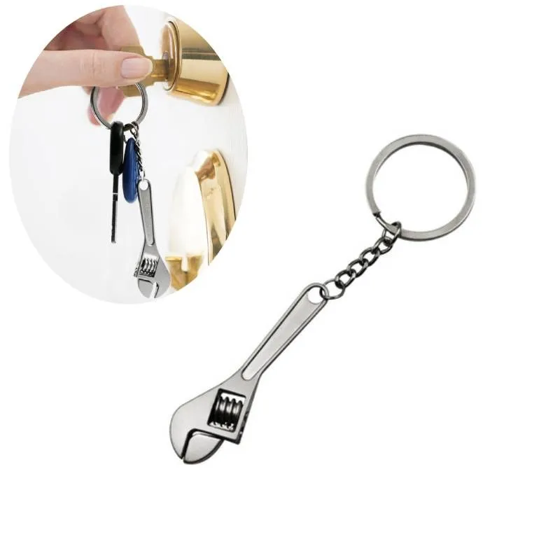 Mini Wrench Keychain Portable Car Metal Wrench Style Key Chain Creative Fashion Silver Compact Keychain Universal Adjustable
Mini Wrench Keychain Portable Car Metal Wrench Style Key Chain Creative Fashion Silver Compact Keychain Universal Adjustable