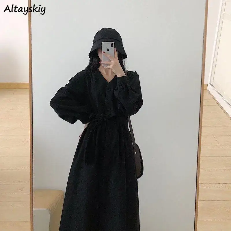 Dress Women Vintage V-neck Corduroy Elegant Minimalist Female Oversize Trendy Autumn New High Quality Cozy Ins Korean Style Chic
Dress Women Vintage V-neck Corduroy Elegant Minimalist Female Oversize Trendy Autumn New High Quality Cozy Ins Korean Style Chic