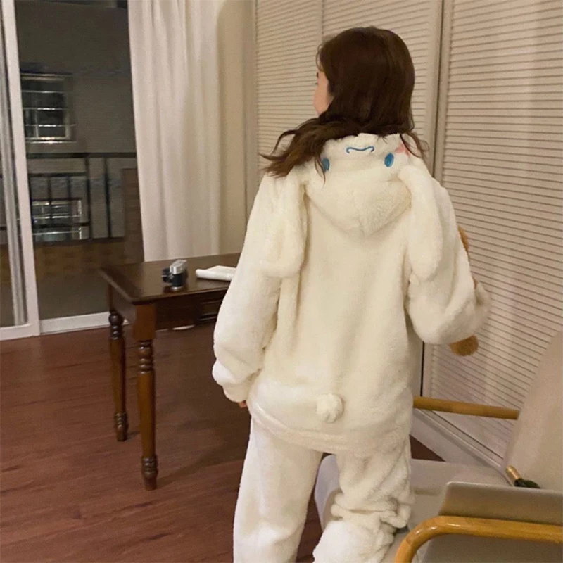 Kawaii Sanrio Pajamas Cute Cinnamoroll Coral Velvet Hooded Cardigan Anime Cartoon Student Home Clothing Toys Girls Gifts
Kawaii Sanrio Pajamas Cute Cinnamoroll Coral Velvet Hooded Cardigan Anime Cartoon Student Home Clothing Toys Girls Gifts