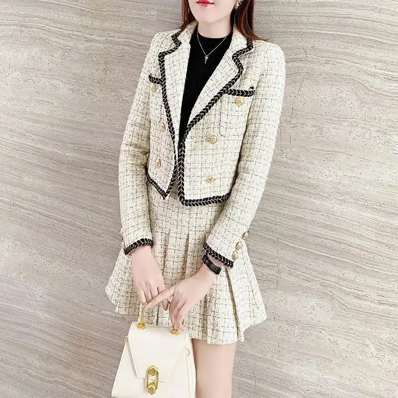 Women's Skirts Spring and Autumn Fashion Suits Women's Pleated Skirts Two Piece Sets Winter Suits with Skirts
Women's Skirts Spring and Autumn Fashion Suits Women's Pleated Skirts Two Piece Sets Winter Suits with Skirts