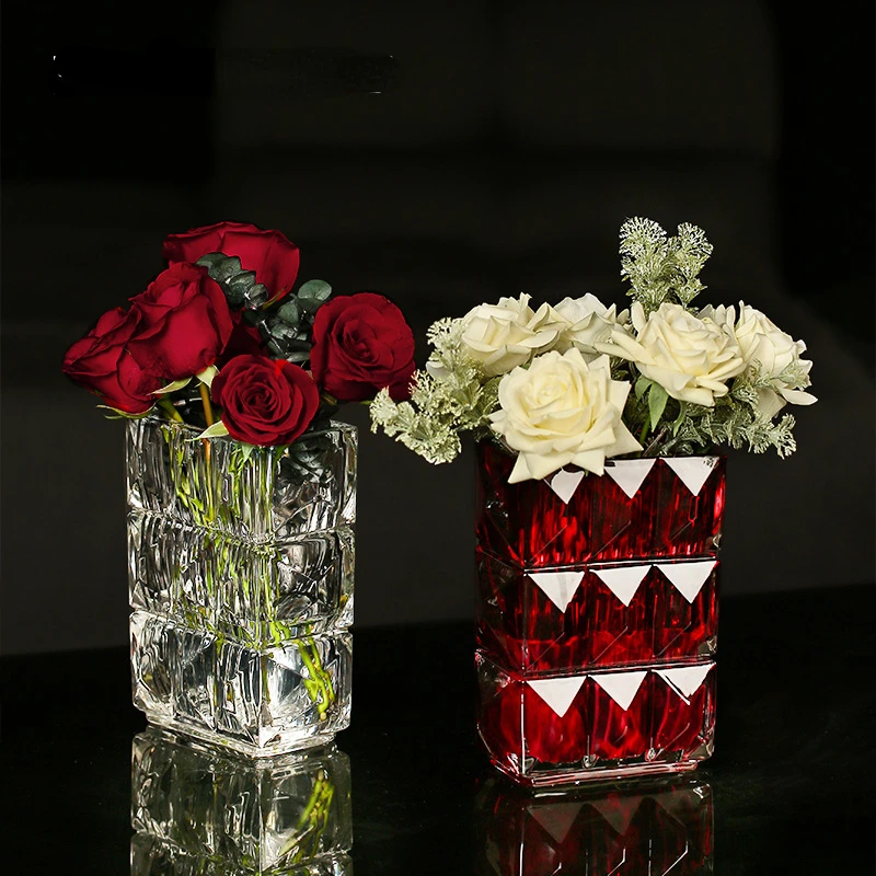 Home Red Luxury Geometry Hydroponics Transparent Glass Small Vase Living Room Home Soft Decoration Flower Ornaments
Home Red Luxury Geometry Hydroponics Transparent Glass Small Vase Living Room Home Soft Decoration Flower Ornaments