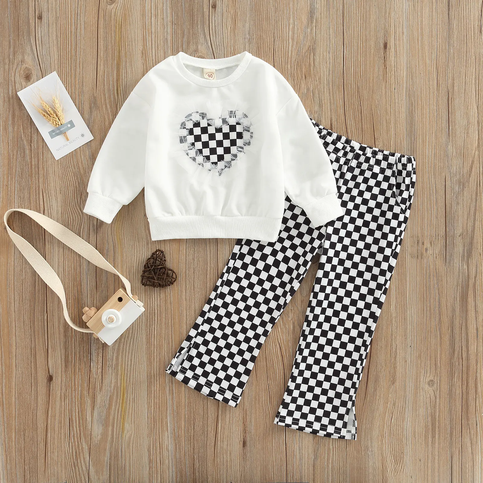 TR New Autumn Kids Girls Pants Set Heart Print Long Sleeve Sweater Tops + Plaids High Waist Pants Fall Clothes
TR New Autumn Kids Girls Pants Set Heart Print Long Sleeve Sweater Tops + Plaids High Waist Pants Fall Clothes