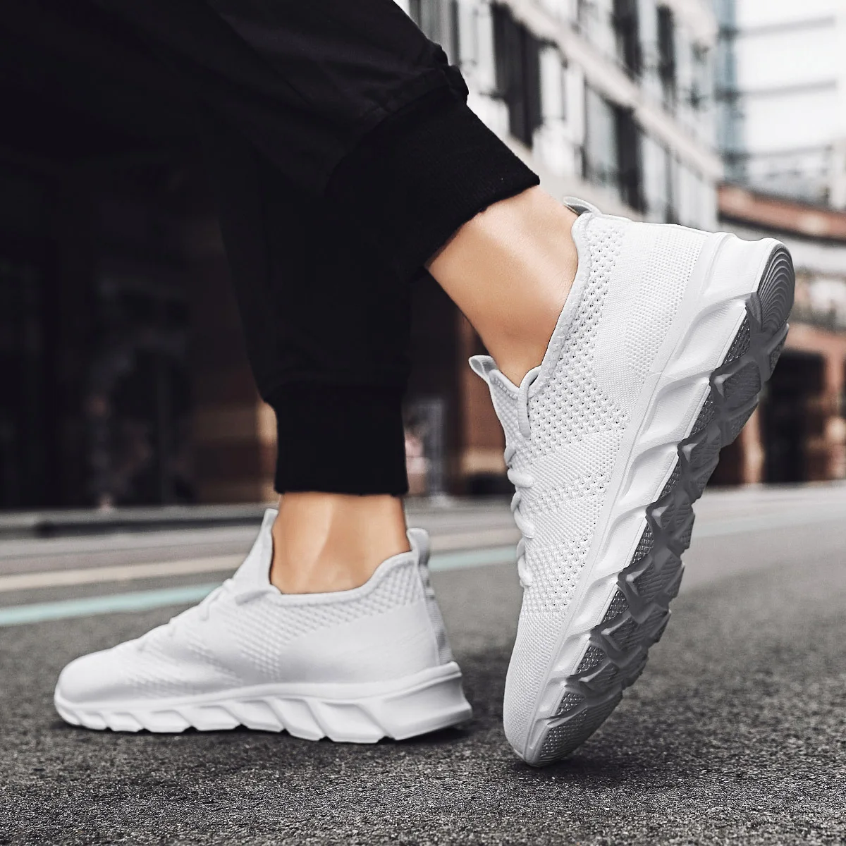 Man Summer Fashion Sneakers Men's Air Mesh Breathable Jogging Sport Shoes Men Solid Color Comfortable Light Casual Running Shoes
Man Summer Fashion Sneakers Men's Air Mesh Breathable Jogging Sport Shoes Men Solid Color Comfortable Light Casual Running Shoes