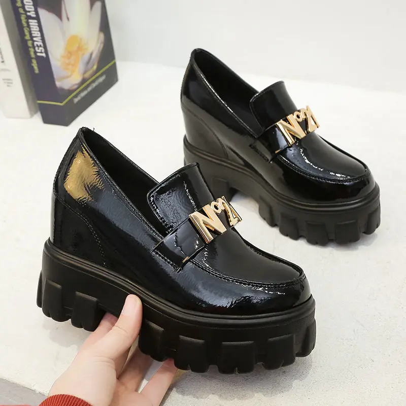 Leather Shoes Women's Inner Heightened Autumn New Patent Leather Women Platform Shoes Sponge Cake Thick Bottom Loafers Women
Leather Shoes Women's Inner Heightened Autumn New Patent Leather Women Platform Shoes Sponge Cake Thick Bottom Loafers Women