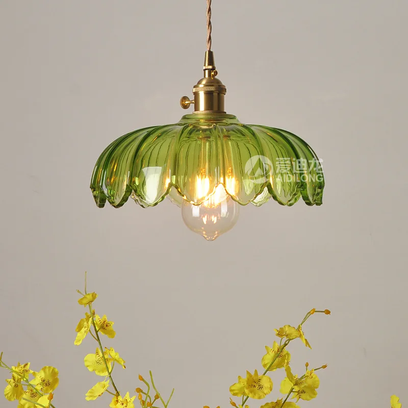 Nostalgic Pastoral Lamps Restaurant Cafe Pure Copper Green Glass Retro Style Chandelier Pendant Lights Restaurant Light Lamp
Nostalgic Pastoral Lamps Restaurant Cafe Pure Copper Green Glass Retro Style Chandelier Pendant Lights Restaurant Light Lamp