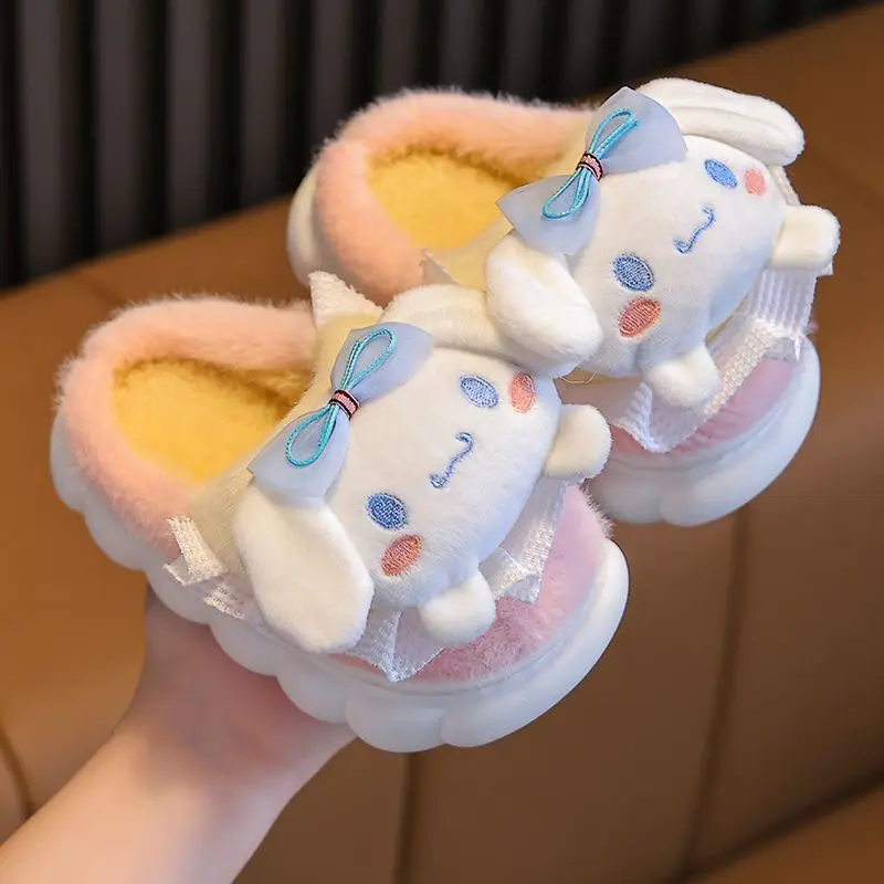 Sanrio Kawaii Cinnamoroll тапочки для девочек My Melody зимние сандалии мультфильм аниме Kuromi милые домашние туфли Теплый подарок для ребенка
Sanrio Kawaii Cinnamoroll тапочки для девочек My Melody зимние сандалии мультфильм аниме Kuromi милые домашние туфли Теплый подарок для ребенка