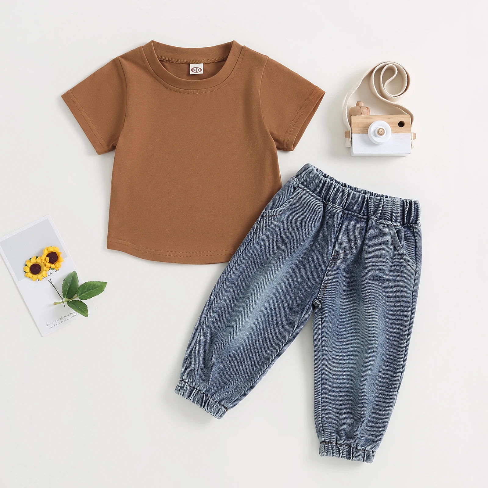 Toddler Boys 2PCS T-shirt Pants Sets Solid Color Short Sleeve Tops and Blue Jeans Sets Summer Outfit
Toddler Boys 2PCS T-shirt Pants Sets Solid Color Short Sleeve Tops and Blue Jeans Sets Summer Outfit
