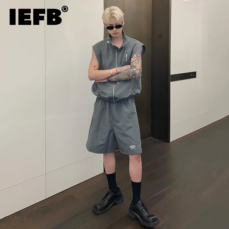 IEFB High Street Men's Casual Sets Niche Zipper Design Standing Collar Vests Loose Sleeveless Jacket Solid Color Shorts 9C301 
IEFB High Street Men's Casual Sets Niche Zipper Design Standing Collar Vests Loose Sleeveless Jacket Solid Color Shorts 9C301