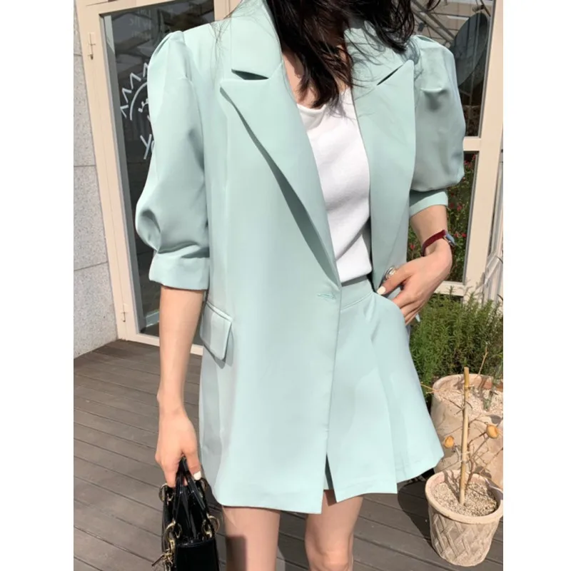 2022 Hot Sale New Set Woman 2 Pieces Summer Cardigan Blazer Shorts Solid Color Two-piece Lady Short Suit
2022 Hot Sale New Set Woman 2 Pieces Summer Cardigan Blazer Shorts Solid Color Two-piece Lady Short Suit
