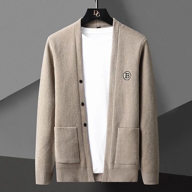 Korean Khaki Black Gray Cardigan Jacket Men Clothing Solid Color Cardigan Jacket Men Knit Casual Stand Collar Cardigan Coat Men
Korean Khaki Black Gray Cardigan Jacket Men Clothing Solid Color Cardigan Jacket Men Knit Casual Stand Collar Cardigan Coat Men