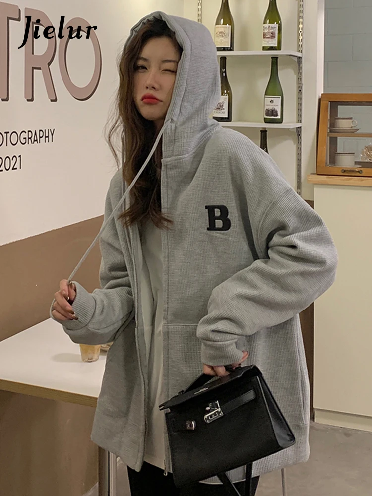 Jielur Waffle Double Layer Hooded Sweatshirt Women Loose Zipper Thin Jacket Women Hoodies Letter Print Cool Top Gray Streetwear
Jielur Waffle Double Layer Hooded Sweatshirt Women Loose Zipper Thin Jacket Women Hoodies Letter Print Cool Top Gray Streetwear