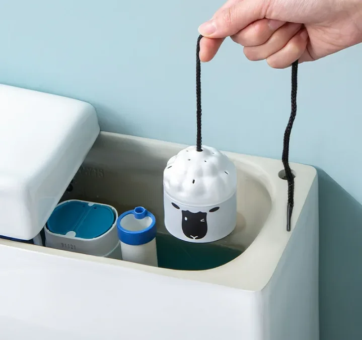 Solid Toilet Cleaning Spirit Small Sheep Shape Deodorant Blue Water Cleaning Toilet With Rope Easy To Operate Aging 90 Days 
Solid Toilet Cleaning Spirit Small Sheep Shape Deodorant Blue Water Cleaning Toilet With Rope Easy To Operate Aging 90 Days