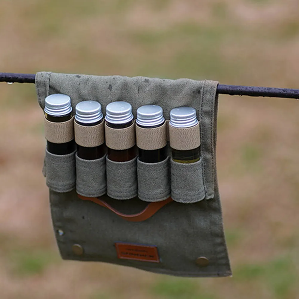 Picnic Container Seasoning Pepper Seasoning Camping Condiment Jar Storage Bag Portable Condiment Organizer BBQ Storage Bag
Picnic Container Seasoning Pepper Seasoning Camping Condiment Jar Storage Bag Portable Condiment Organizer BBQ Storage Bag