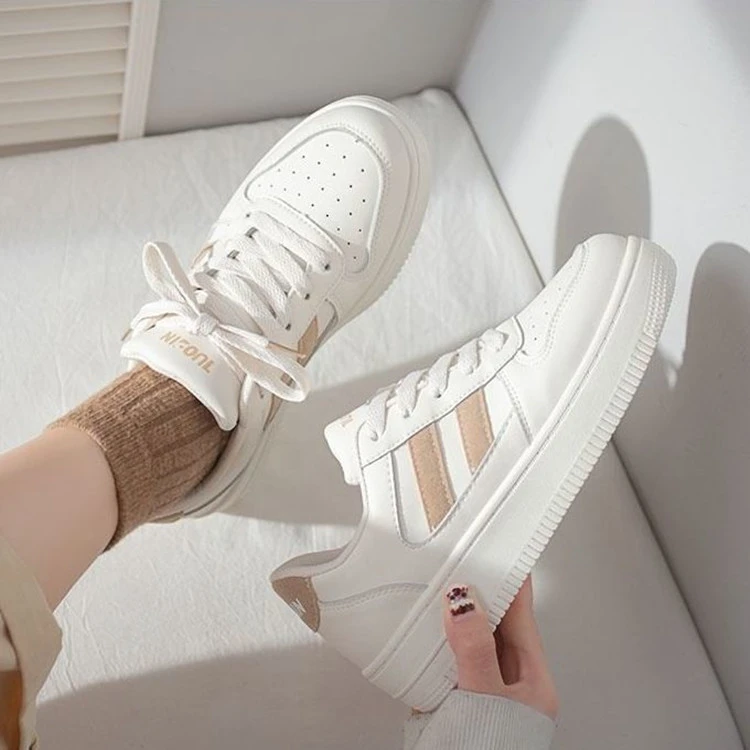 Женские весенние кроссовки на плоской подошве, Повседневные Удобные дышащие кроссовки Джокера на платформе, в Корейском стиле, для студент...
Женские весенние кроссовки на плоской подошве, Повседневные Удобные дышащие кроссовки Джокера на платформе, в Корейском стиле, для студент...