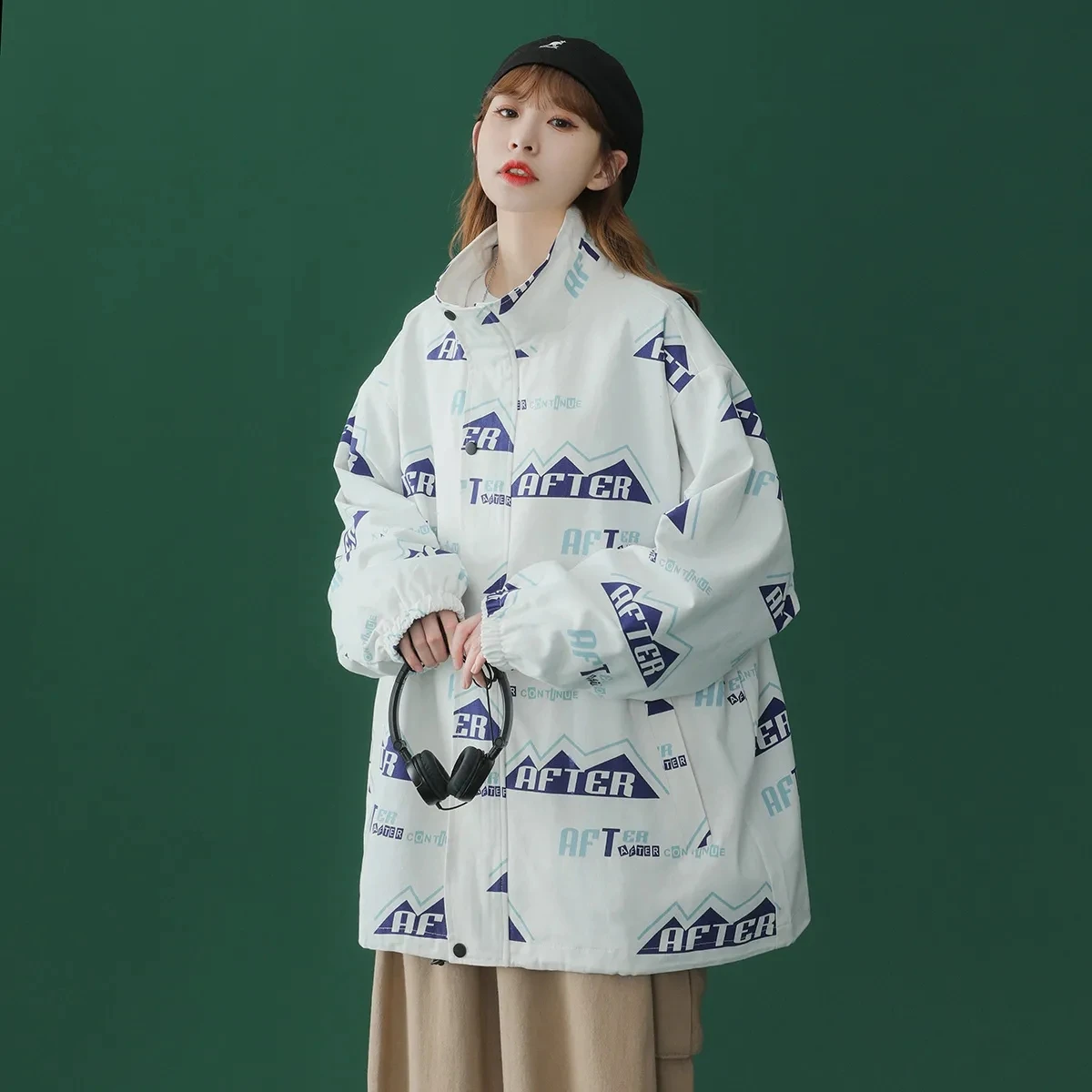 2022 Spring Autumn Jacket Women High Street Fashion Print Outwear Tops Student Casual Wild Coats Woman Loose Jacket Windbreakers
2022 Spring Autumn Jacket Women High Street Fashion Print Outwear Tops Student Casual Wild Coats Woman Loose Jacket Windbreakers