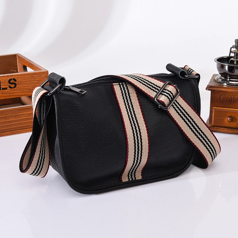 Women's Bag High Quality Soft PU Leather Women Handbag Designer Women Shoulder Tote bags New Fashion Luxury Ladies Messenger Bag
Women's Bag High Quality Soft PU Leather Women Handbag Designer Women Shoulder Tote bags New Fashion Luxury Ladies Messenger Bag