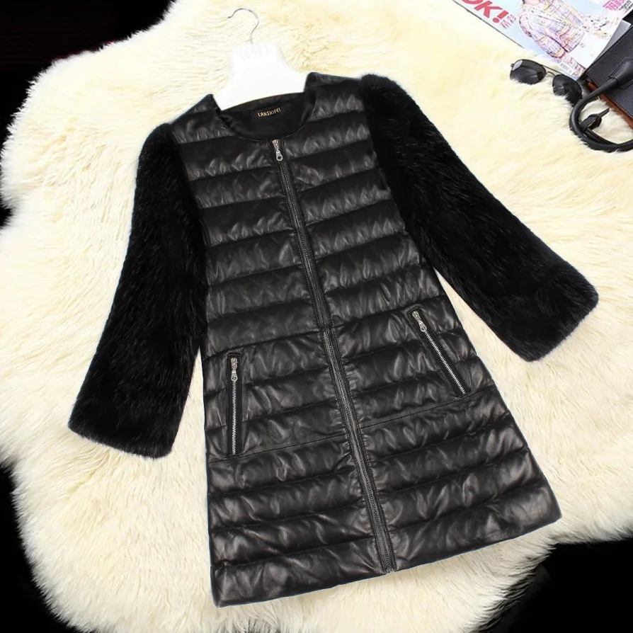Women's Leather Fur Coat Fashion Stitching PU Leather Imitation Fur 3/4 Sleeve Coat Overcoat Top for Women Faux Fur Coat
Women's Leather Fur Coat Fashion Stitching PU Leather Imitation Fur 3/4 Sleeve Coat Overcoat Top for Women Faux Fur Coat