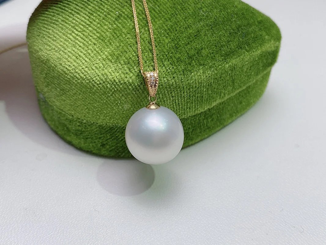 Natural Charming 12-13mm Sea Genuine White Round Pearl Necklace Free Shipping For Women Necklace Chains
Natural Charming 12-13mm Sea Genuine White Round Pearl Necklace Free Shipping For Women Necklace Chains