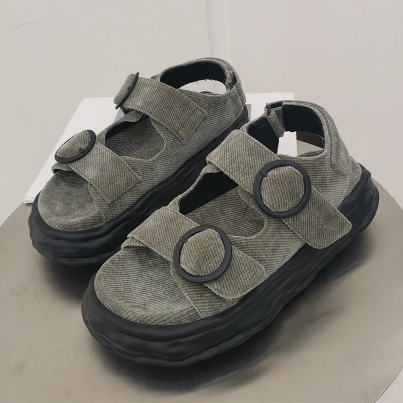 Platform Vulcanized Shoes Flats Sport Sandals 2022 Summer Hollow Designer Slippers Running Shoes Slides Non-slip Women Shoes
Platform Vulcanized Shoes Flats Sport Sandals 2022 Summer Hollow Designer Slippers Running Shoes Slides Non-slip Women Shoes