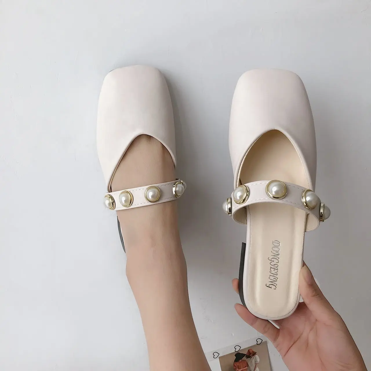 Summer 2022 Fairy Wind Flat and Low Heels Women's Shoes Cute Shallow Beaded Schoolgirl Shoes for Women Korean Casual Shoe
Summer 2022 Fairy Wind Flat and Low Heels Women's Shoes Cute Shallow Beaded Schoolgirl Shoes for Women Korean Casual Shoe
