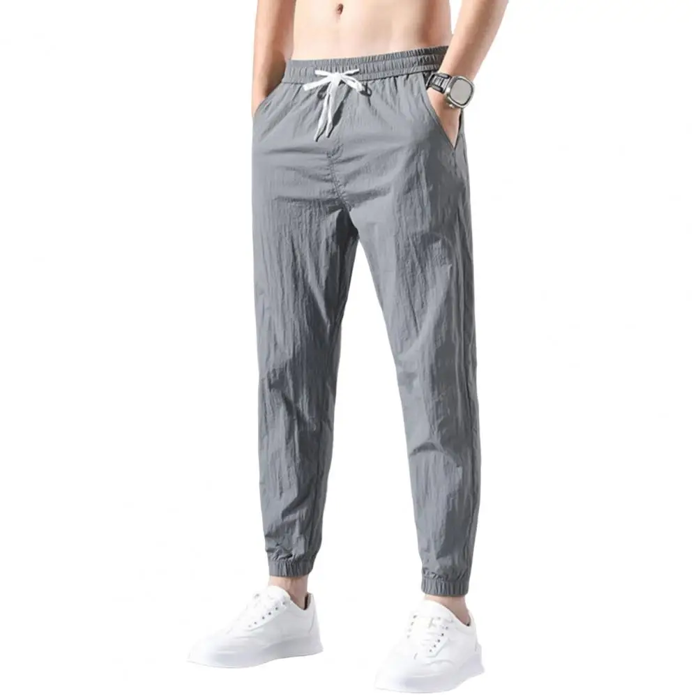 Fashion Jogging Pants Soft Men Sweatpants Shrinkable Cuffs Autumn Winter Drawstring Fleece Lined Jogging Pants Anti-freeze
Fashion Jogging Pants Soft Men Sweatpants Shrinkable Cuffs Autumn Winter Drawstring Fleece Lined Jogging Pants Anti-freeze