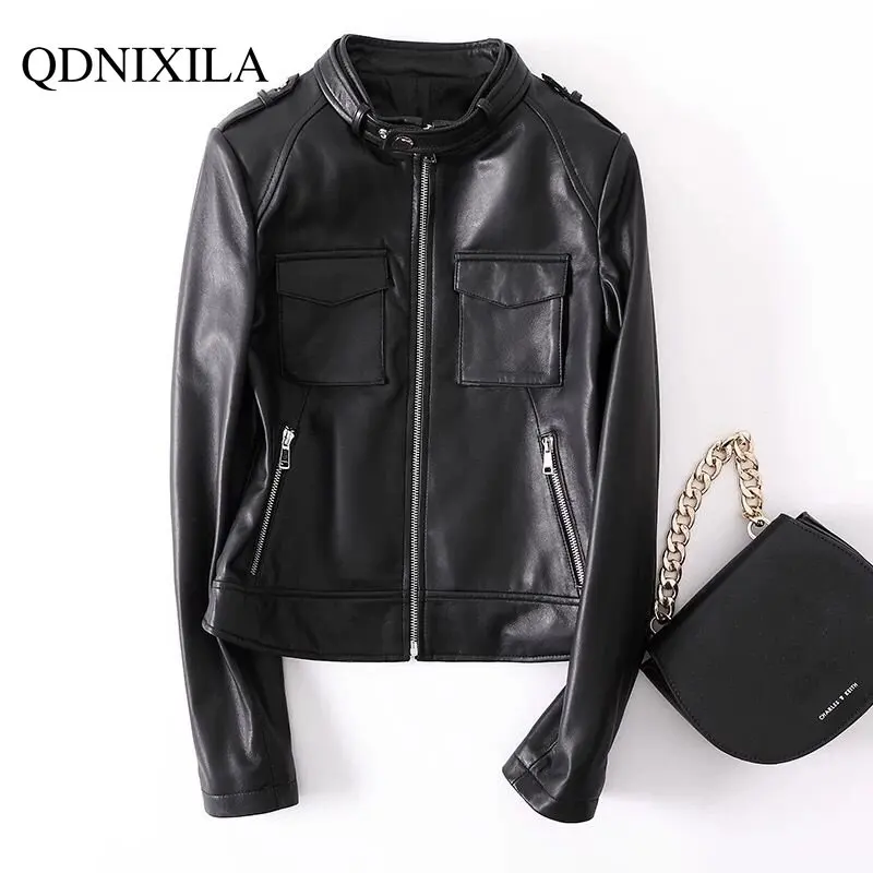 Jacket Women Autumn Winter New Style Imitation Leather Jacket Coats Short Stand Collar Motorcycle Slim Leather Jacket for Women 
Jacket Women Autumn Winter New Style Imitation Leather Jacket Coats Short Stand Collar Motorcycle Slim Leather Jacket for Women